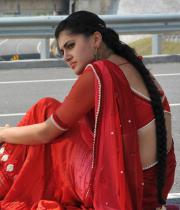 actress-hot-photos-in-red-saree-04