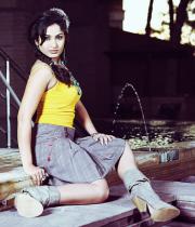 actress-maadhavi-latha-new-hot-photos-28