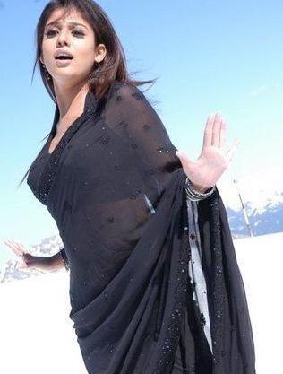 actress nayanthara in saree 00 Nayanthara Hot Photos in Saree