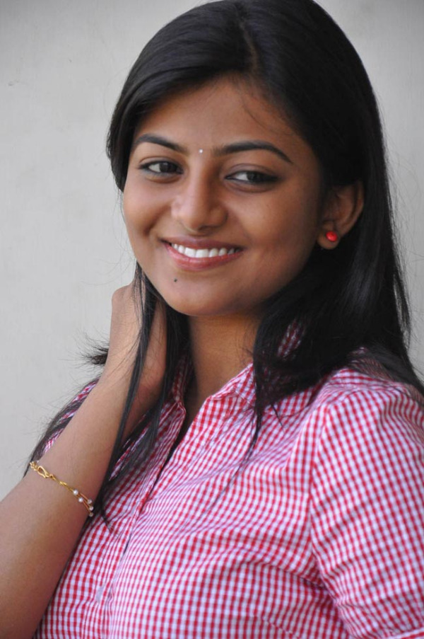 Rakshita Photo stills TeluguNow.com