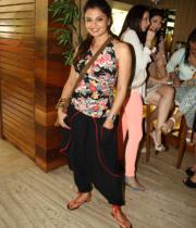sheeba-khan-birthday-bash-photostills-gallery-01_s_177