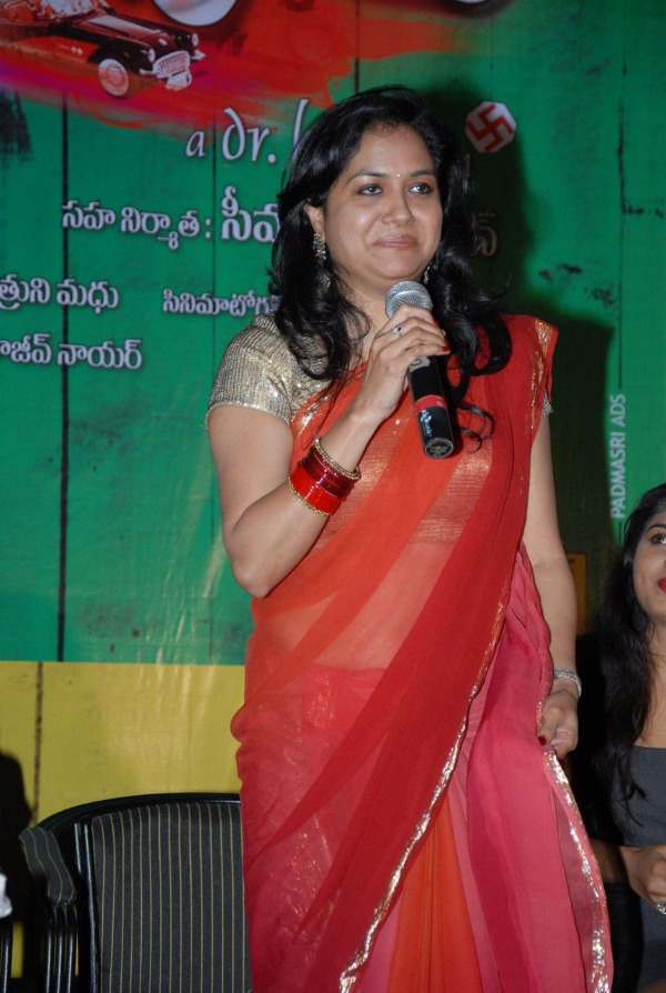 Singer Sunitha Photos in saree At April Fool Audio release