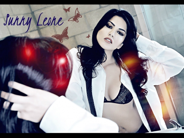 sunny leone hot wallpapers 09 Sunny Leone Latest Hot Wallpapers