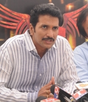 1 Nenokkadine Movie Press Meet Stills