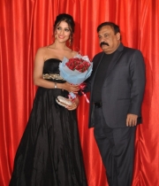 aarti-chabriya-launches-osadia-garden-city-logo-10