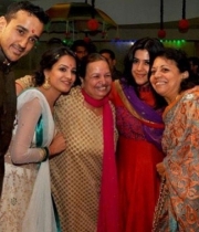 nuvvu-nenu-heroine-anitha-wedding-photos-_1_