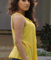 actress-archana-latest-hot-photos-1954