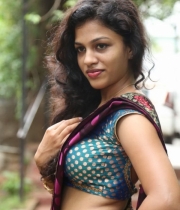 actress-chaitra-hot-stills-at-parinaya-wedding-fair-launch-event-135