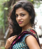 actress-chaitra-hot-stills-at-parinaya-wedding-fair-launch-event-137