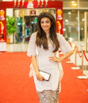 celebs-hot-photos-at-siima-awards-2013-event-19