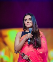 celebs-hot-photos-at-siima-awards-2013-event-29