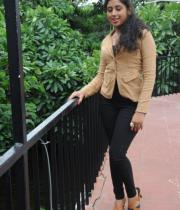 actress-jeevitha-latest-stills-22