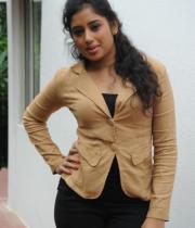 actress-jeevitha-latest-stills-26