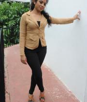 actress-jeevitha-latest-stills-42