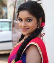 padmini-half-saree-stills-9