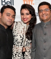 actress-parineeti-chopra-hot-stills-at-tiff-2013-4