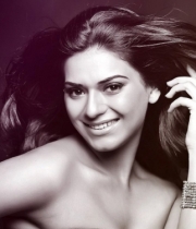 poonam-latest-gallery-13