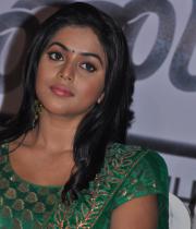 actress-poorna-latest-photos-6