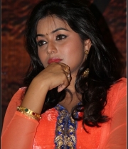 actress-poorna-latest-photos-18