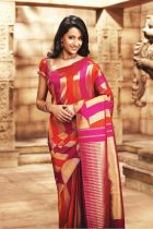 actress-trisha-krishnan-cute-photos-in-saree-03