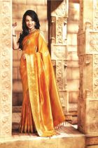 actress-trisha-krishnan-cute-photos-in-saree-09