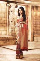 actress-trisha-krishnan-cute-photos-in-saree-22