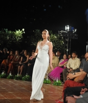 992_5_aditi-rao-vinodham-4