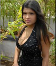 aish-ansari-spicy-stills-01