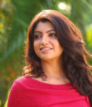 akanksha-puri-latest-photos-3