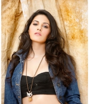 amyra-dastur-hot-photos-1