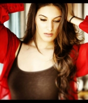 amyra-dastur-hot-photos-10