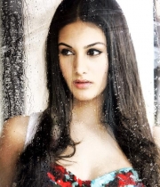 amyra-dastur-hot-photos-5
