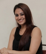 aksha-cute-stills-1