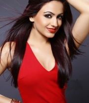 aksha-pardasany-latest-hot-stills-6