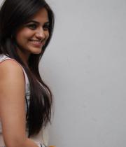 aksha-pardasany-latest-stills-04