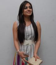 aksha-pardasany-latest-stills-14