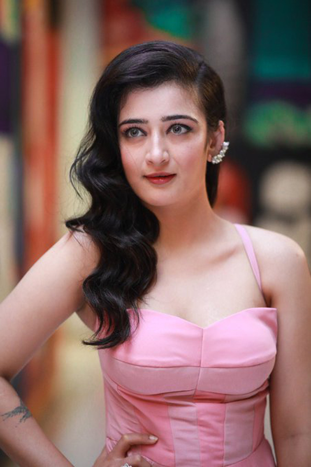akshara-haasan-photos_3