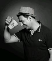 akshay-kumar-photoshoot-for-the-man-world-magazine-mar-2013-05