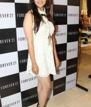 alia-bhatt-at-forever-21-store-3-launch-11