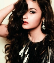 alia-bhatt-hello-magazine-hot-photos-125