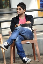 julayi-movie-stills-09