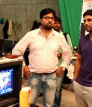 allu-arjun-prabhu-deva-colgate-ad-4