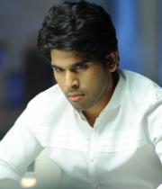 gouravam-movie-stills-06