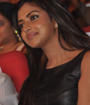 amala-paul-at-iddarammayilatho-audio-launch-stills-photos-7