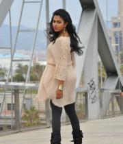 amala-paul-latest-photos-in-jeans-25
