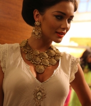 wild-garden-tea-party-fashion-show-stills-20 wild-garden-tea-party-fashion-show-stills-20