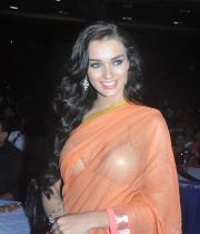 amy-jackson-hot-stills-in-transparant-saree-1_0