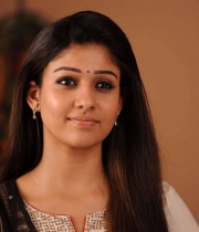 anamika-movie-stills-3