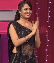 Anasuya-Hot-Navel-Show-In-Black-Saree-photos-Jabardasth-Episode-3