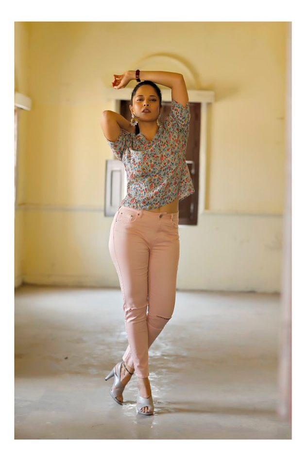 anasuya-latest-pics_1